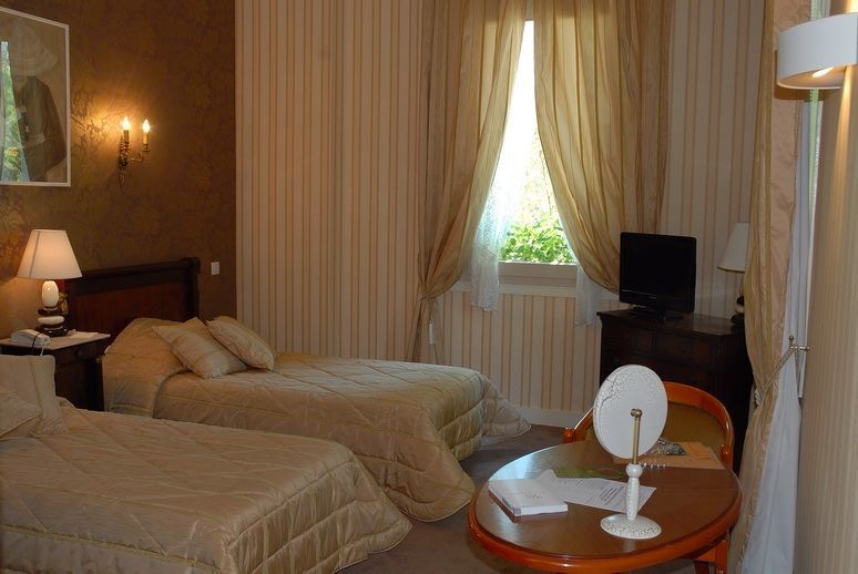 Hotel The Originals Residence De Rohan 福克斯索梅尔 外观 照片